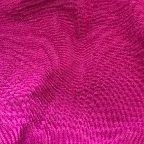 💯 Authentic Burberry Wool V neck Top - Picture 7 of 7